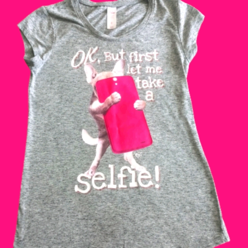 Let Me Take A Selfie Phone Camera T Shirt